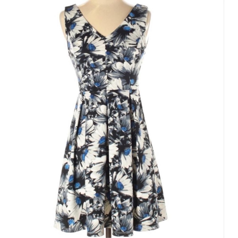 Romeo & Juliet Couture Black and Blue Floral Mini Dress